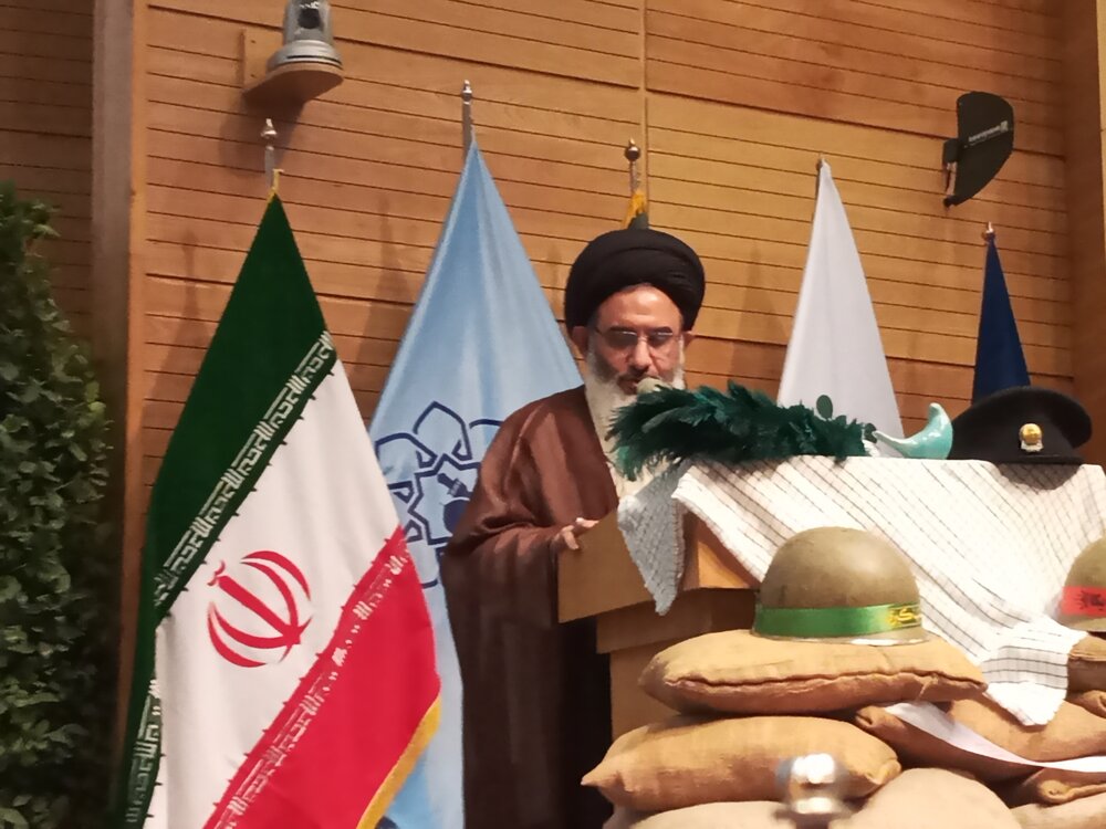 یاد و نام سید حسن نصرالله الگویی برای عزت امت اسلامی است