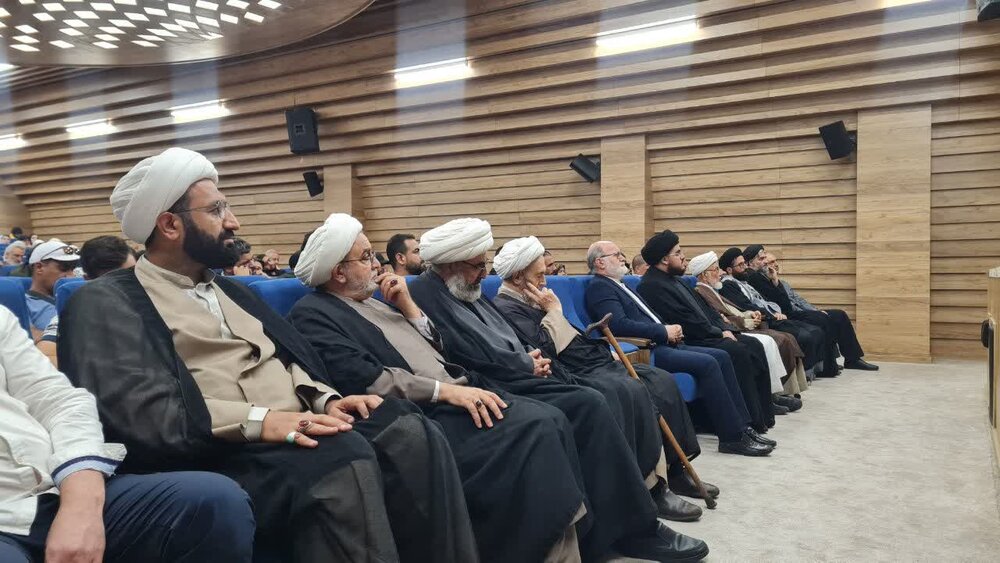 رونمایی از کتاب خاطرات فرزند شهید نصرالله در آیین افتتاح «کتابخانه‌ شهید سید حسن نصرالله» در بیروت