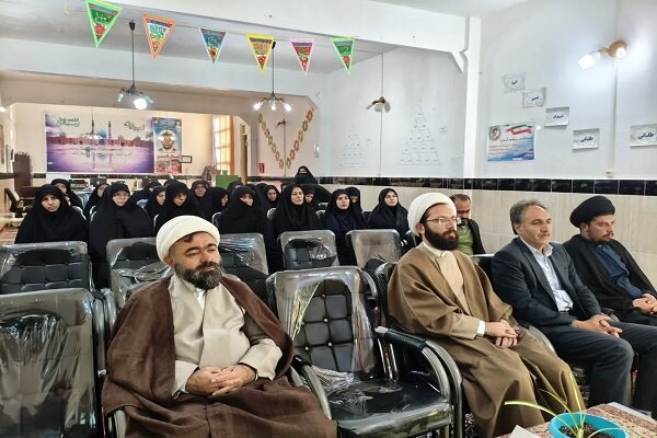 انقلاب اسلامی ارزش را در جامعه به بانوان هدیه کرد+عکس