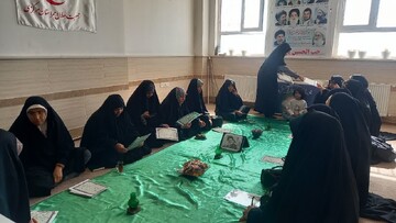 تصاویر/ مراسم بزرگداشت سالروز شهادت سید حسن نصرالله در مدرسه علمیه فاطمیه محلات