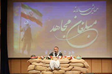 روحانیون در دفاع مقدس، تنها نقش معنوی نداشتند/ بدون حضور روحانیت، مدیریت عملیات های پیچیده میسر نمی‌شد