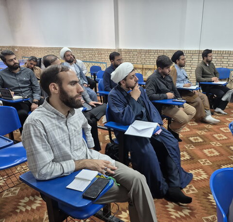 تصاویر/ آغاز درس خارج رسمی طلاب مدارس علمیه منطقه کاشان در سال تحصیلی جدید