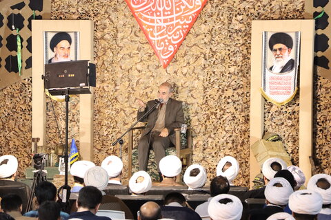 تصاویر/ نشست تخصصی معاون سیاسی سپاه پاسداران انقلاب اسلامی با مبلغان مجتمع تخصصی تبلیغ