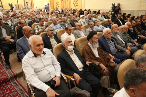 تصاویر / آیین تجلیل از پیشکسوتان دفاع مقدس در اصفهان