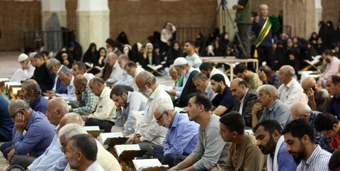 برپایی کرسی تلاوت فاطمی میلاد امام حسن عسکری(ع)