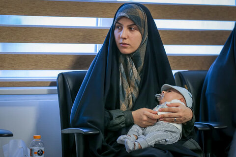 تصاویر / نشست صمیمی امام جمعه قز وین با جمعی از نخبگان استان قزوین