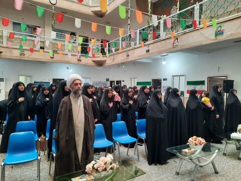 تصاویر/ دیدار مدیر حوزه علمیه خواهران استا ن بوشهر با مبلغات شهرستان دشتستان