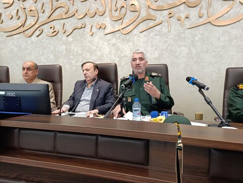 تصاویر / حضور فرماندهان سپاه پنج استان ، استانداران و مدیران کل دستگاه‌های اجرایی به میزبانی قزوین