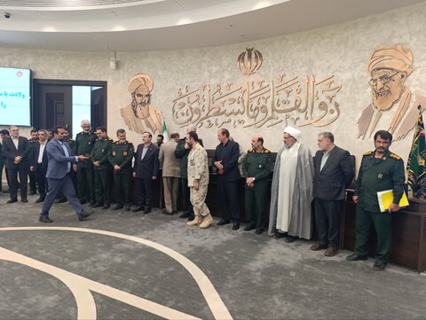 تصاویر / حضور فرماندهان سپاه پنج استان ، استانداران و مدیران کل دستگاه‌های اجرایی به میزبانی قزوین