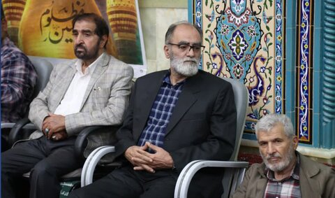 تصاویر/ مراسم ترحیم سید احمد هاشمی، پیرغلام و مداح اهل‌بیت(ع)