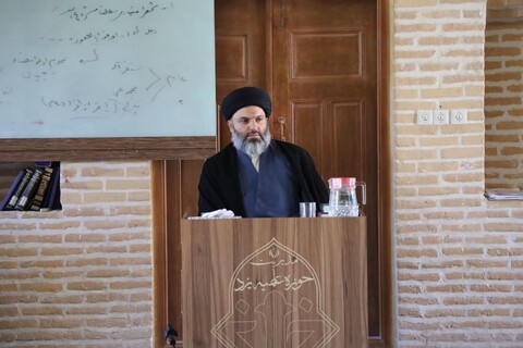 تصاویر/ بازدید مدیر حوزه علمیه استان یزد از مدرسه علمیه خان