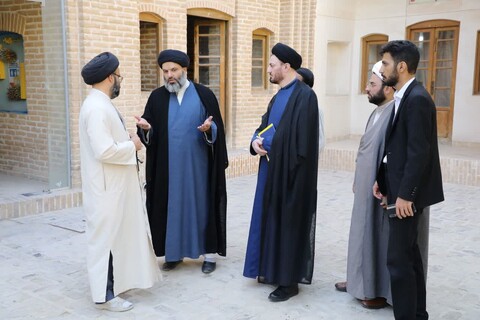 تصاویر/ بازدید مدیر حوزه علمیه استان یزد از مدرسه علمیه خان