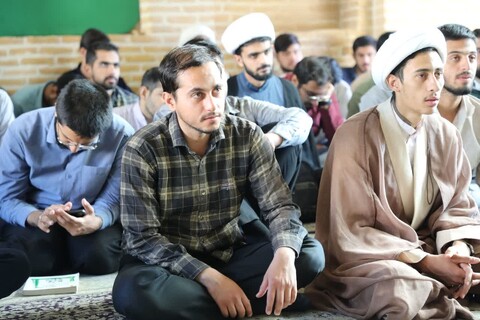 تصاویر/ بازدید مدیر حوزه علمیه استان یزد از مدرسه علمیه خان