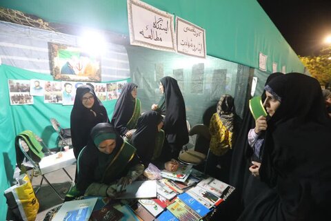 تصاویر/ برگزاری مراسم قرار هشتم به مناسبت جشن میلاد امام حسن عسکری (ع) با حضور خادمیاران رضوی در یزد