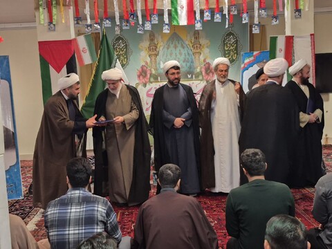 تصاویر | تجلیل از اساتید رزمنده روحانی در مدرسه علمیه ولیعصر تبریز