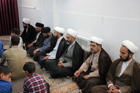 تصاویر/برگزاری جلسه درس اخلاق هفتگی طلاب مدرسه علمیه امام صادق علیه‌السلام قروه