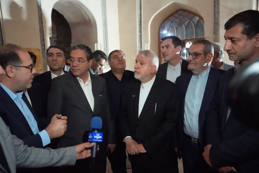 بازدید وزیر میراث‌فرهنگی از مسجد جامع ارومیه + تصاویر