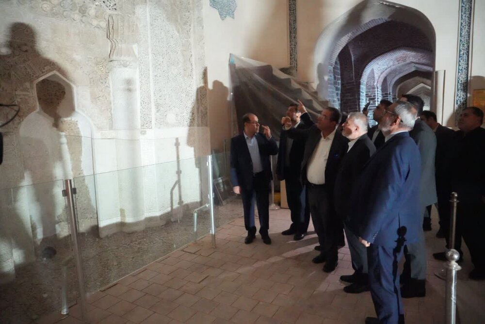 بازدید وزیر میراث‌فرهنگی از مسجد جامع ارومیه + تصاویر