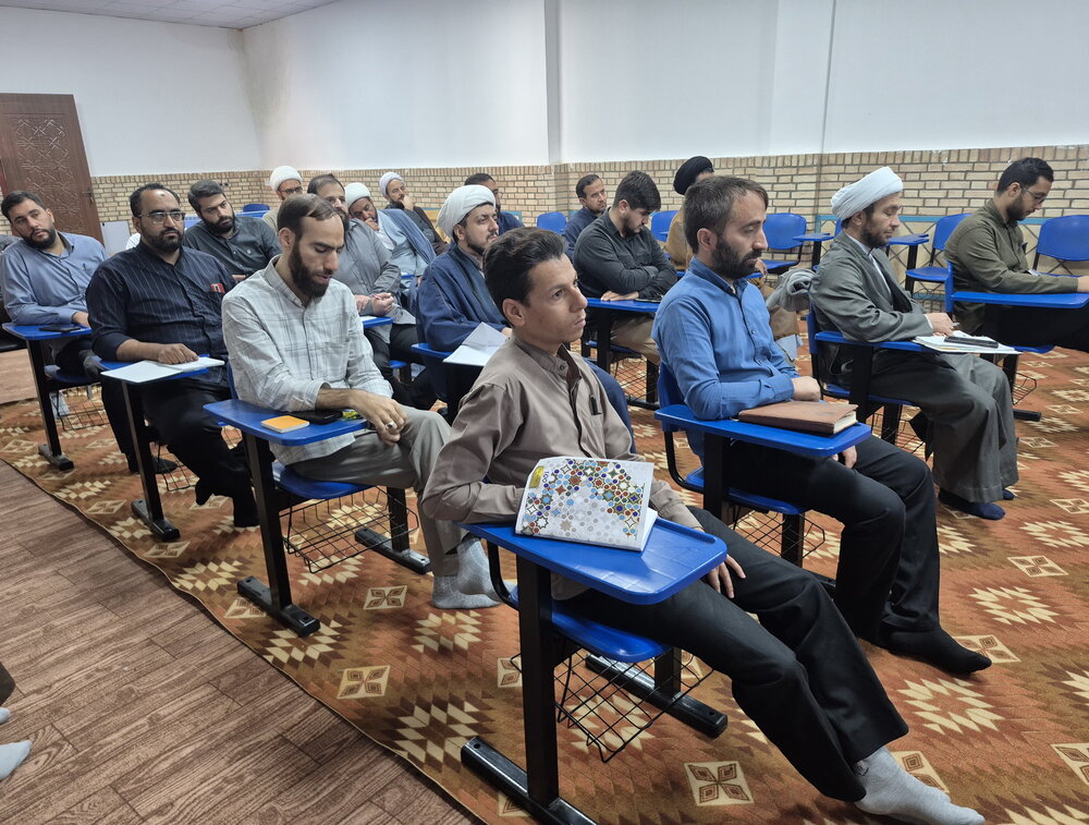 تصاویر/ آغاز درس خارج رسمی طلاب مدارس علمیه منطقه کاشان در سال تحصیلی جدید