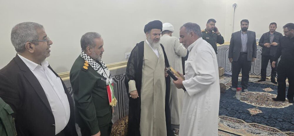 تصاویر/ دیدار با خانواده شهدا