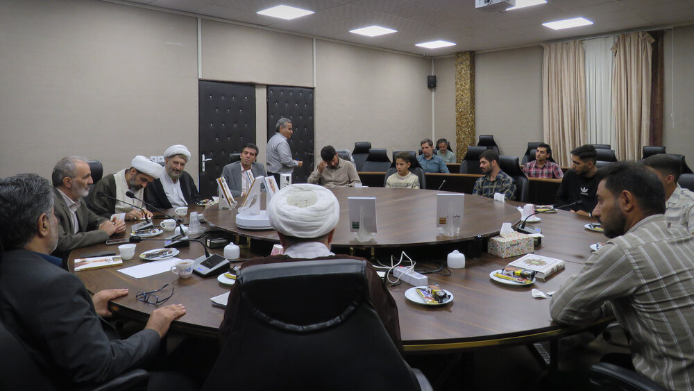 امروز حضور روحانیت در محیطهای ورزشی ضروری است