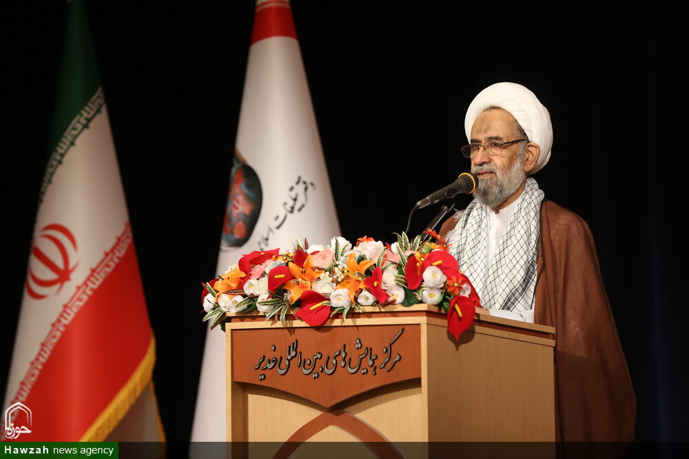 روحانیت با نقش خود، دفاع مقدس را به مرتبه قداست رساند/ بی توجهی به ثبت خاطرات روحانیت خسارت راهبردی است