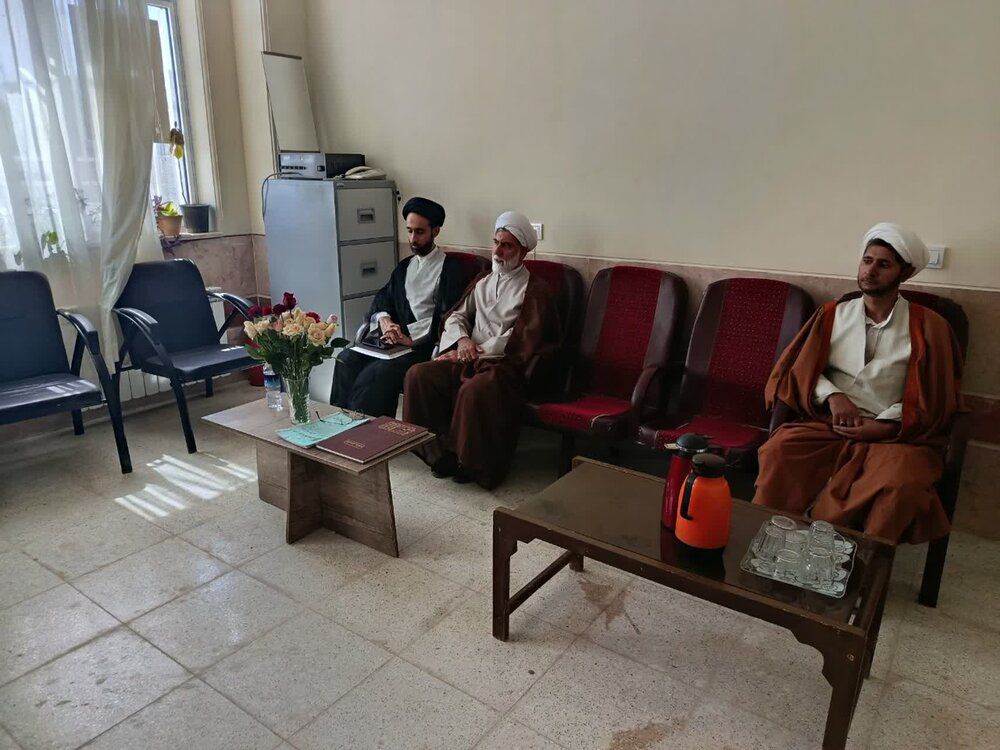 دبیرستان باب الحوائج