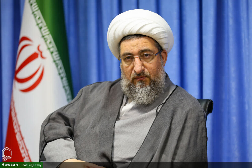 لزوم ارتباط تنگاتنگ دو مجموعه تربیتی آموزش و پرورش و حوزه‌های علمیه