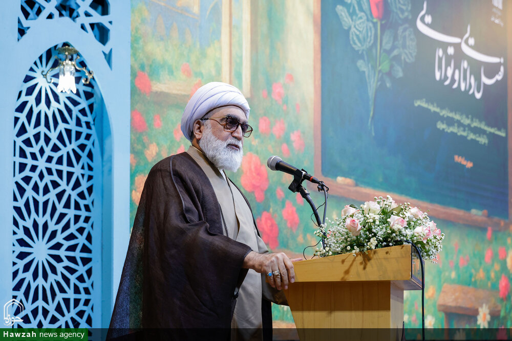 قدرت یک ملت در اعتماد به نفس و خودباوری جوانان آن است/ هیچ‌گاه نگویید «نمی‌توانیم»، این اندیشه سست توطئه دشمنان است