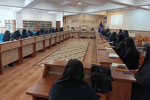 کرسی علمی "واکاوی مصادیق قاعده دفع افسد به فاسد در حقوق مدنی ایران با رویکردی بر فقه امامیه" در اردبیل برگزار شد+عکس