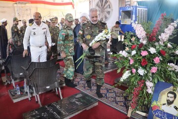 تصاویر/ یادواره شهید شاخص سال ۱۴۰۴ ارتش جمهوری اسلامی در گلزار شهدای کرمان