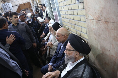 تصاویر / مراسم بزرگداشت همسر آیت الله العظمی سیستانی در قم