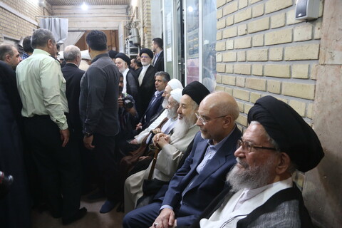 تصاویر / مراسم بزرگداشت همسر آیت الله العظمی سیستانی در قم