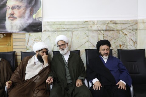 تصاویر/مراسم اولین سالگرد طلایه‌داران محور مقاومت در حرم حضرت معصومه (س)