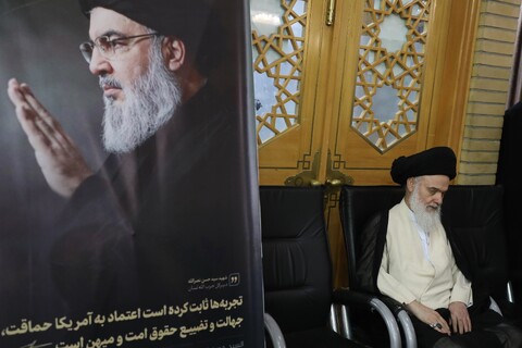 تصاویر/مراسم اولین سالگرد طلایه‌داران محور مقاومت در حرم حضرت معصومه (س)