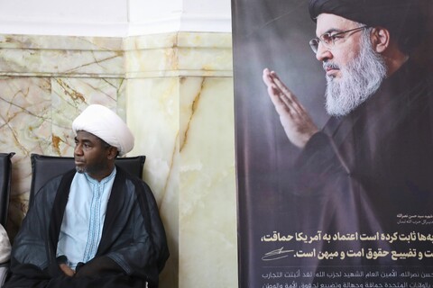 تصاویر/مراسم اولین سالگرد طلایه‌داران محور مقاومت در حرم حضرت معصومه (س)