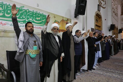 تصاویر/مراسم اولین سالگرد طلایه‌داران محور مقاومت در حرم حضرت معصومه (س)