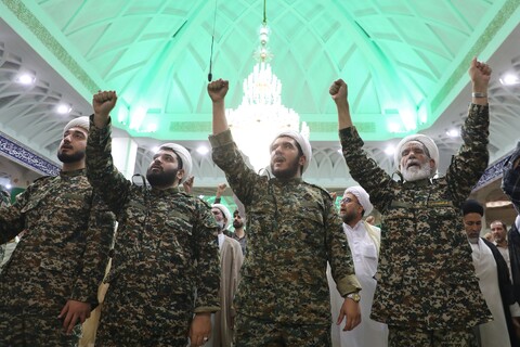 تصاویر/مراسم اولین سالگرد طلایه‌داران محور مقاومت در حرم حضرت معصومه (س)