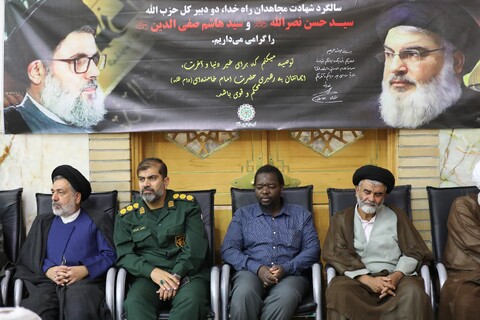 تصاویر/مراسم اولین سالگرد طلایه‌داران محور مقاومت در حرم حضرت معصومه (س)