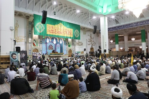 تصاویر/مراسم اولین سالگرد طلایه‌داران محور مقاومت در حرم حضرت معصومه (س)