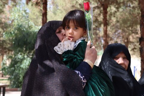 تصاویر/ بزرگداشت روز سالمند در اشکذر از سوی امام جمعه