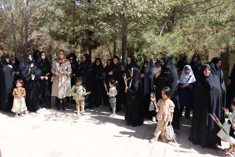 تصاویر/ بزرگداشت روز سالمند در اشکذر از سوی امام جمعه