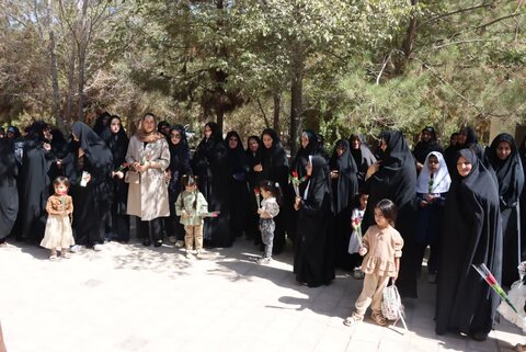 تصاویر/ بزرگداشت روز سالمند در اشکذر از سوی امام جمعه