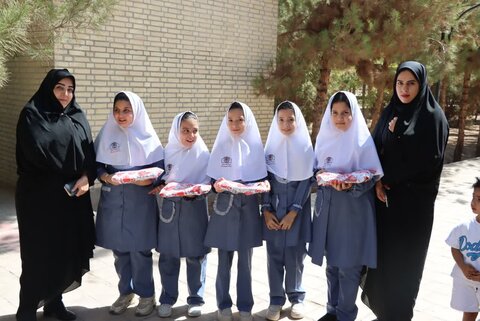 تصاویر/ بزرگداشت روز سالمند در اشکذر از سوی امام جمعه