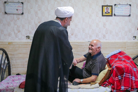 تصاویر / حضور امام جمعه قزوین در خانه سالمندان امیرالمونین علیه الاسلام قزوین