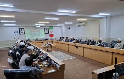 تصاویر| دوره ضمن خدمت اساتید طرح رشد حوزه علمیه اصفهان