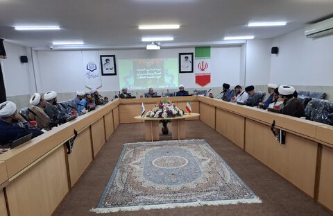 تصاویر| دوره ضمن خدمت اساتید طرح رشد حوزه علمیه اصفهان