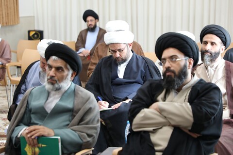 آغاز دوره دانش افزایی فلسفه دروس ویژه اساتید حوزه علمیه استان یزد