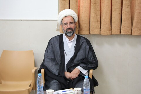 آغاز دوره دانش افزایی فلسفه دروس ویژه اساتید حوزه علمیه استان یزد