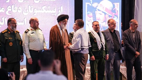 ششمین آیین نکوداشت و تجلیل از پیشکسوتان دفاع مقدس و مقاومت استان البرز